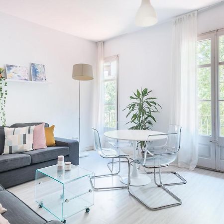 Spacious 3 Bed Apt In The Heart Of Sant Antoni Barcelona Ngoại thất bức ảnh