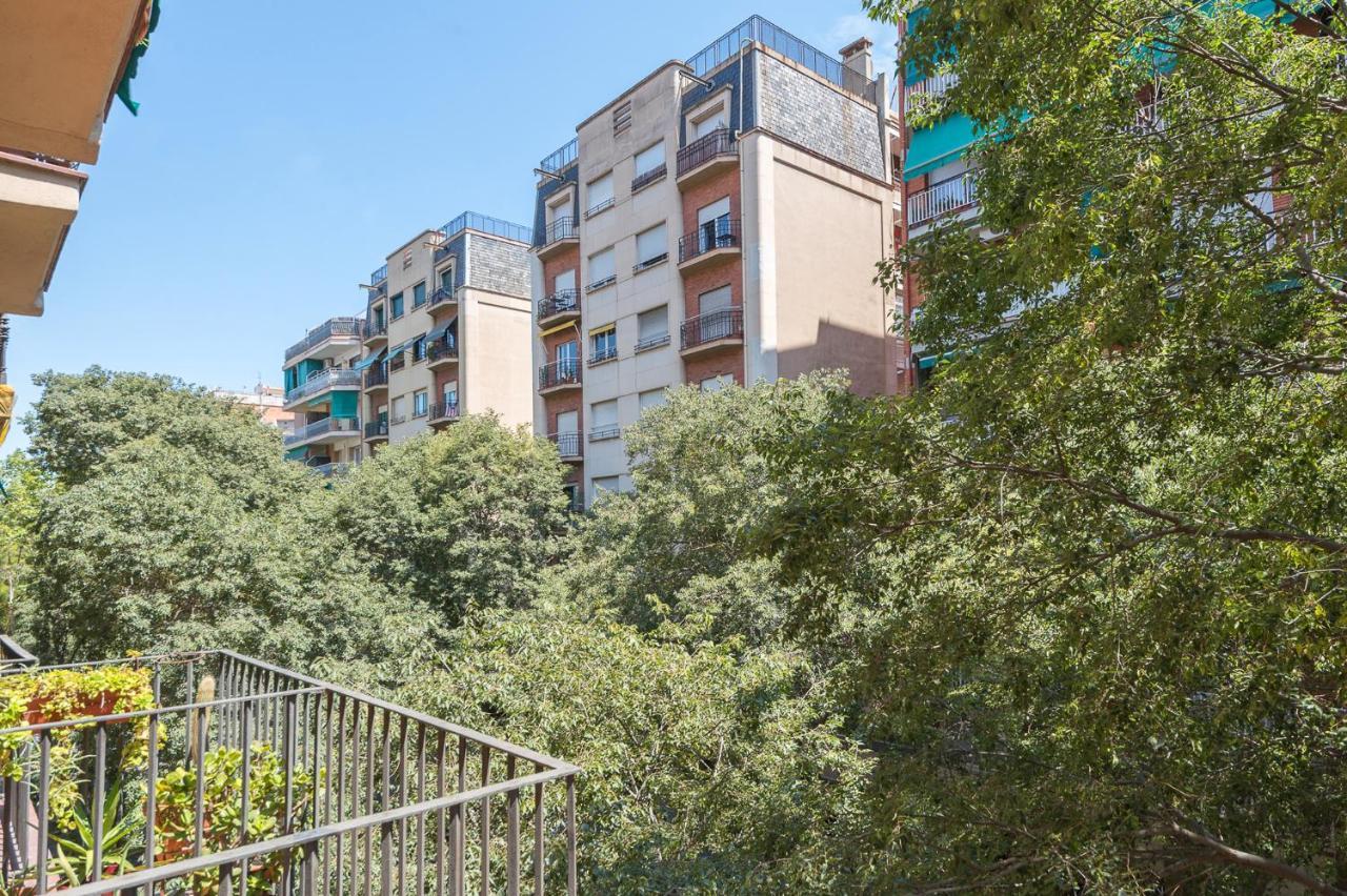 Spacious 3 Bed Apt In The Heart Of Sant Antoni Barcelona Ngoại thất bức ảnh