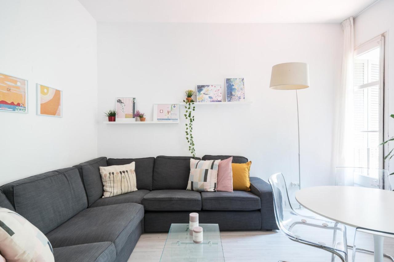 Spacious 3 Bed Apt In The Heart Of Sant Antoni Barcelona Ngoại thất bức ảnh