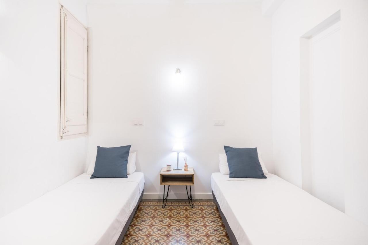 Spacious 3 Bed Apt In The Heart Of Sant Antoni Barcelona Ngoại thất bức ảnh