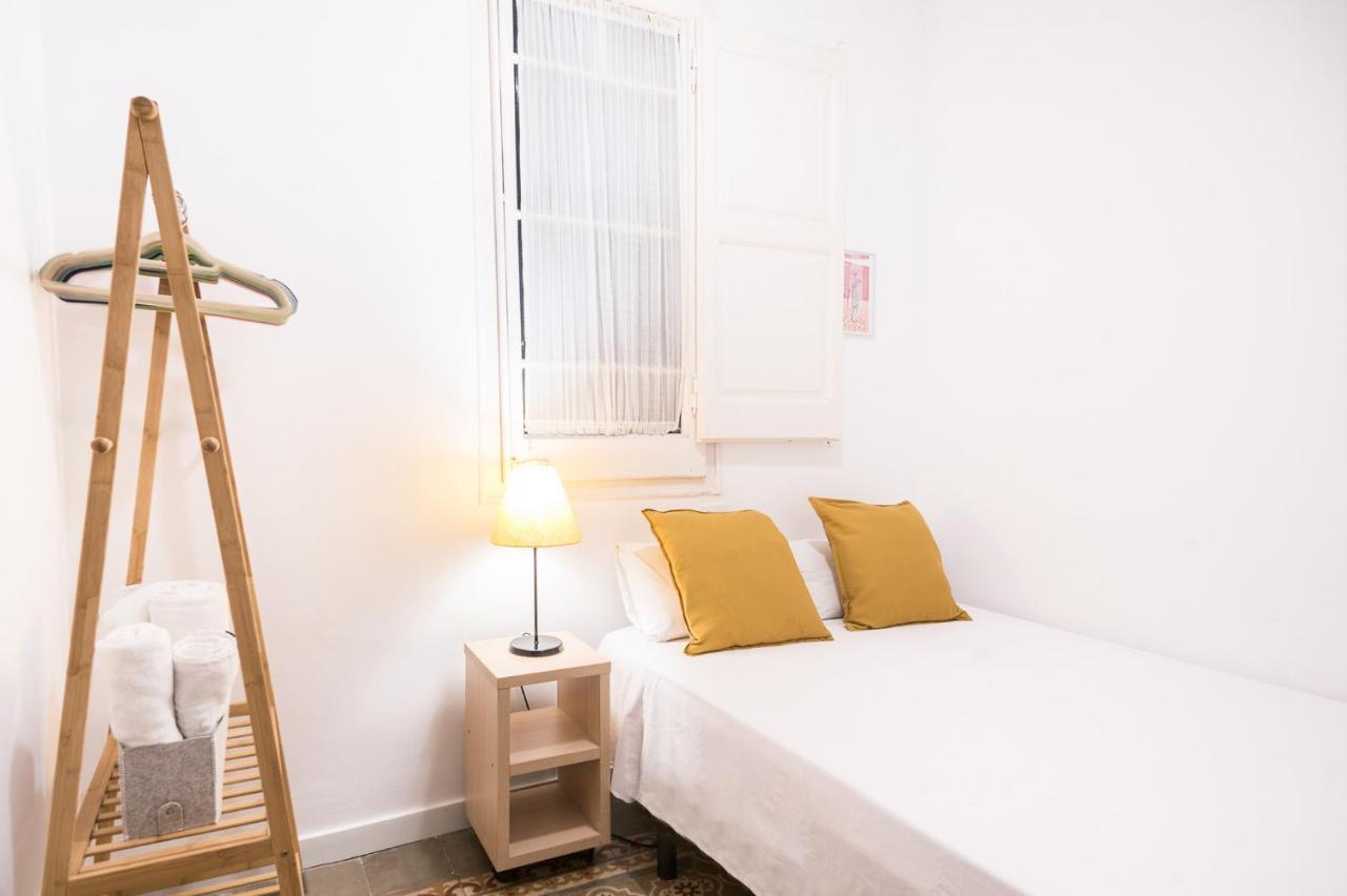 Spacious 3 Bed Apt In The Heart Of Sant Antoni Barcelona Ngoại thất bức ảnh